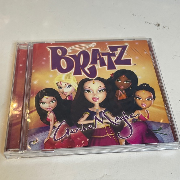 Bratz World House 🛁Bath tub with Yasmin doll bundle - Picture 13 of 16